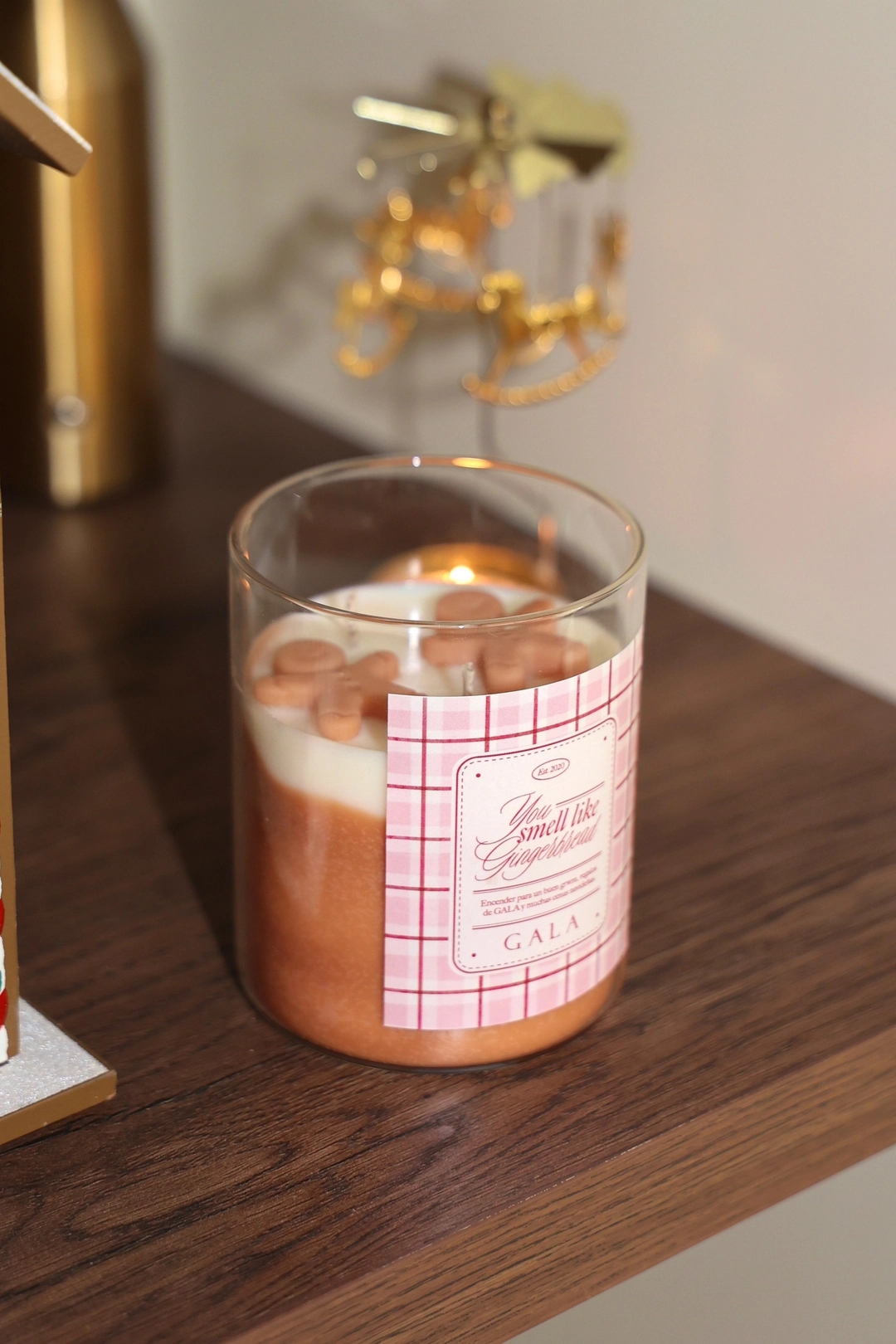 GINGERBREAD CANDLE