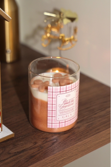 GINGERBREAD CANDLE