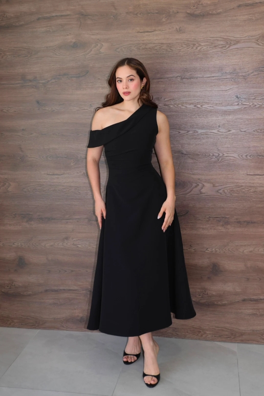 ELLA DRESS NEGRO