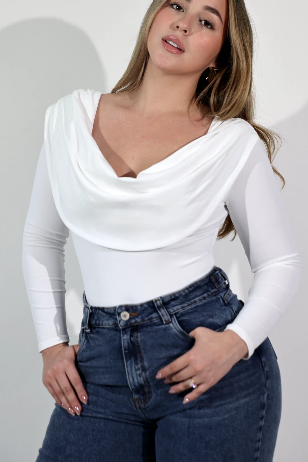 BODY CHLOE BEIGE