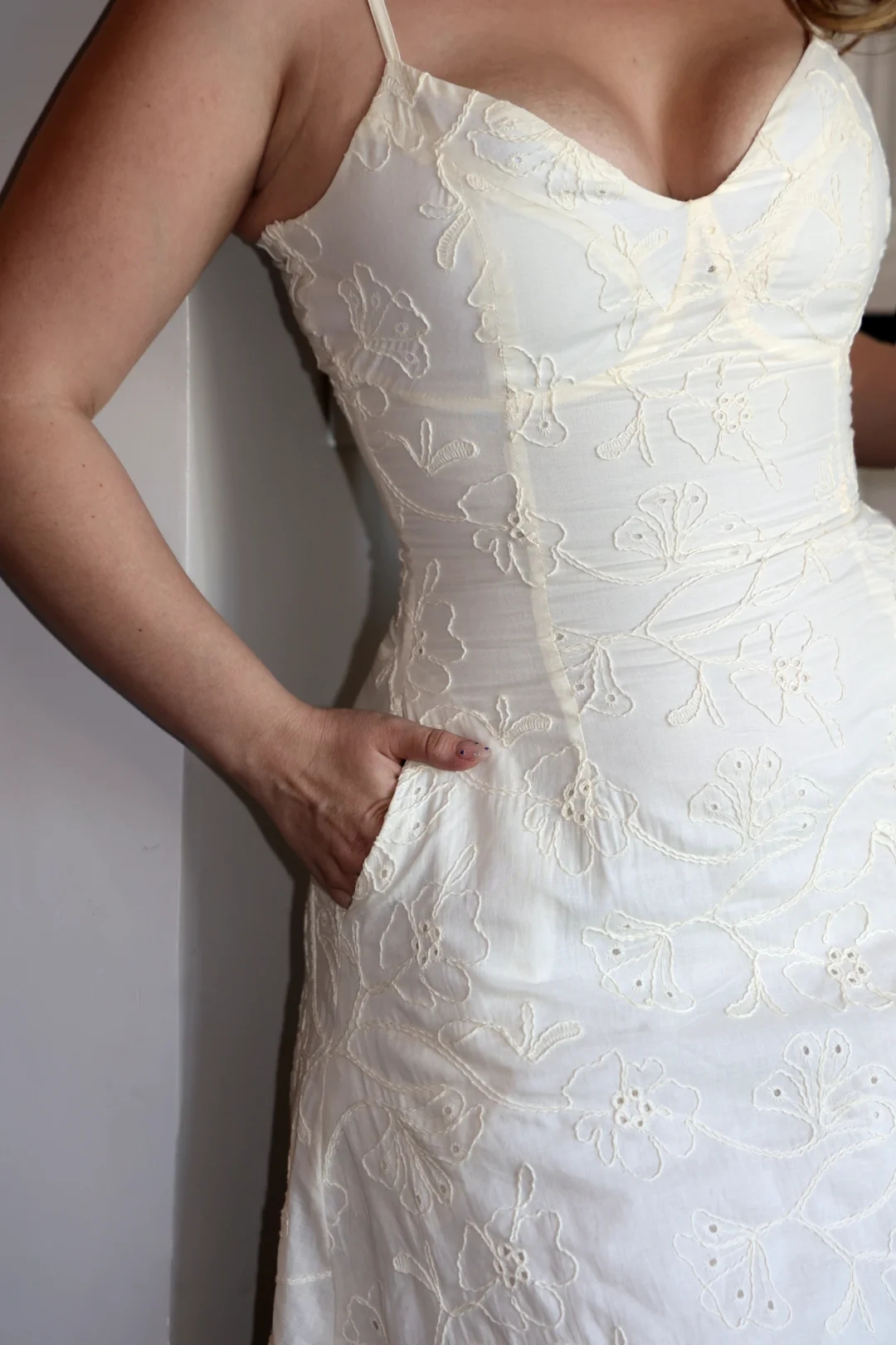 DAYSI DRESS BEIGE