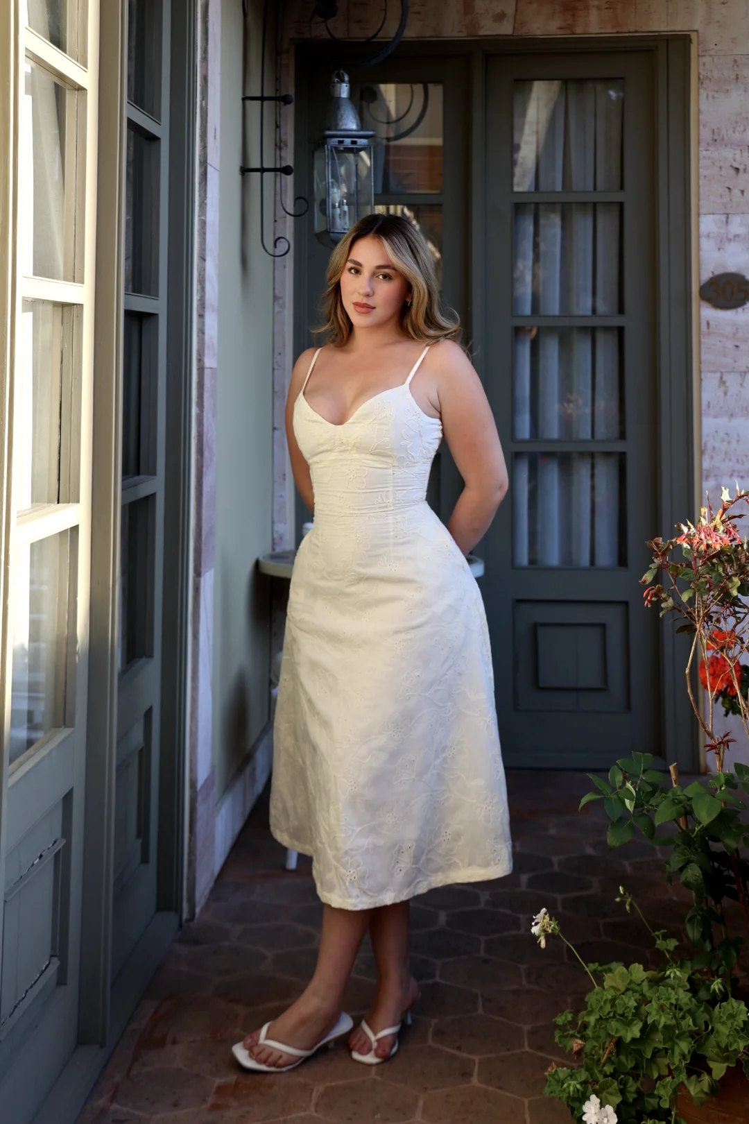 DAYSI DRESS BEIGE